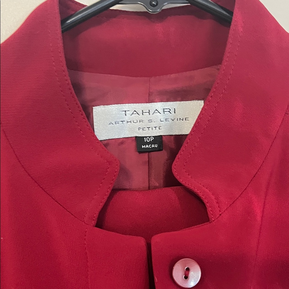 Tahari Women's Vibrant Red Blazer